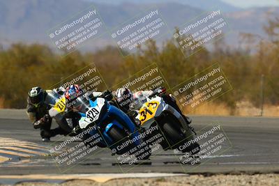 media/Apr-17-2022-CVMA (Sun) [[f474cfa795]]/Race 14 500 Supersport-350 Supersport (Holeshot)/